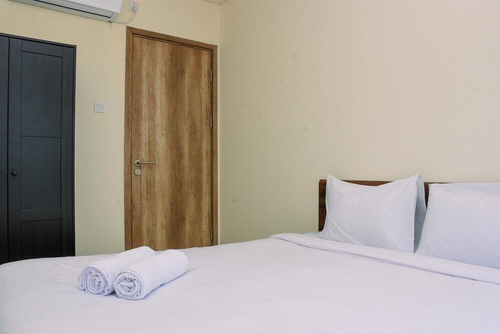 Джакарта: Fully Furnished With Comfortable Design 1Br Apartment At Pejaten Park Residence