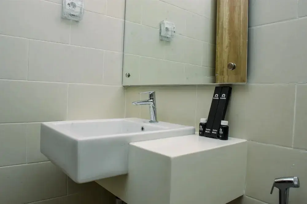 Джакарта: Fully Furnished With Comfortable Design 1Br Apartment At Pejaten Park Residence