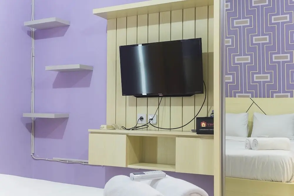 Джакарта: Homey And Comfy Studio Apartment At Sentra Timur Residence