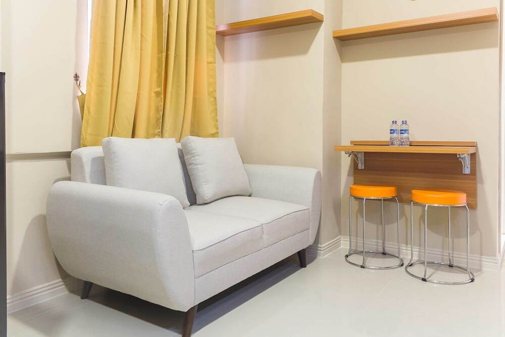 Сибату: Scenic 2Br At Meikarta Apartment