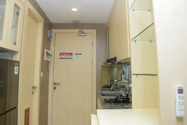 Тангеранг: Comfort And Strategic Studio At The Nest Puri Apartment By Travelio