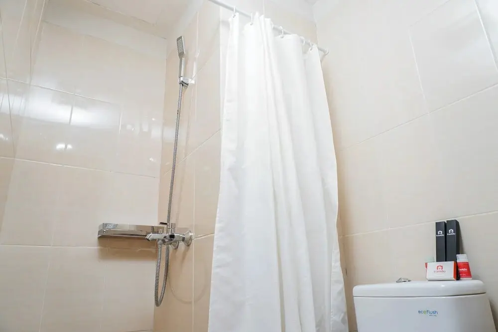 Чикаранг: Clean and Elegant 1BR at The Oasis Apartment