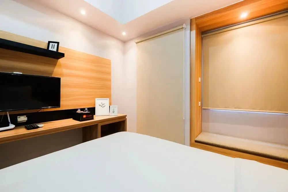Чикаранг: Furnished Studio (No Kitchen) Apartment Mustika Golf Residence