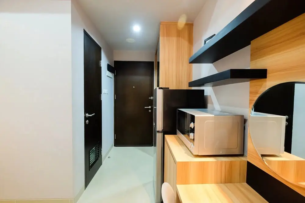 Чикаранг: Furnished Studio (No Kitchen) Apartment Mustika Golf Residence