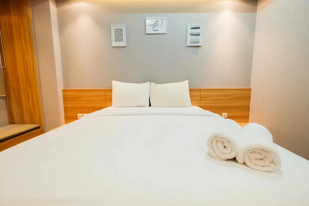 Чикаранг: Furnished Studio (No Kitchen) Apartment Mustika Golf Residence