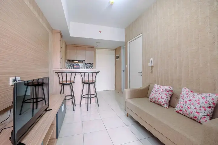 Бекаси: Comfortable and Lovely 2BR Apartment at Springlake Summarecon
