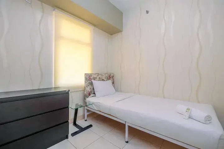 Бекаси: New Furnished and Cozy Stay @ 2BR Springlake Bekasi Apartment