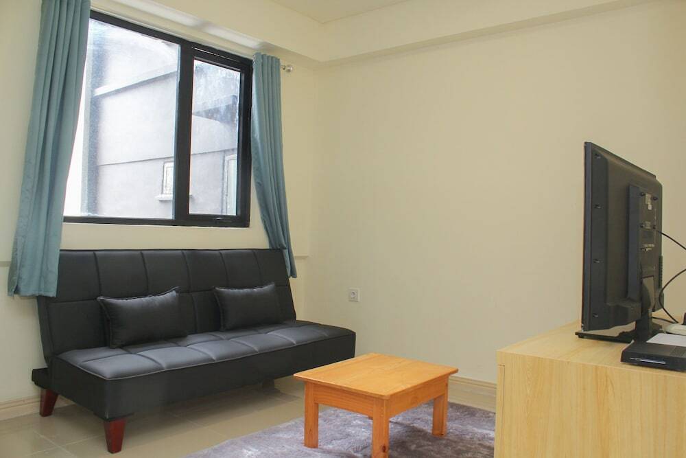 Сибату: Comfort Living 2BR at Meikarta Apartment
