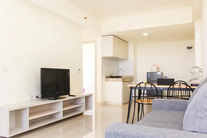 Сибату: Comfy 3BR at Meikarta Apartment