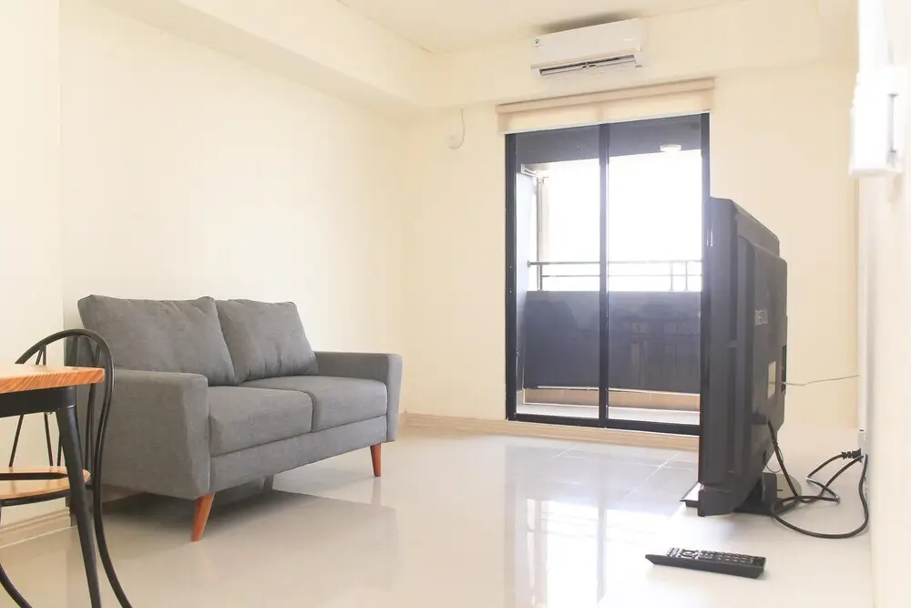 Сибату: Comfy 3BR at Meikarta Apartment