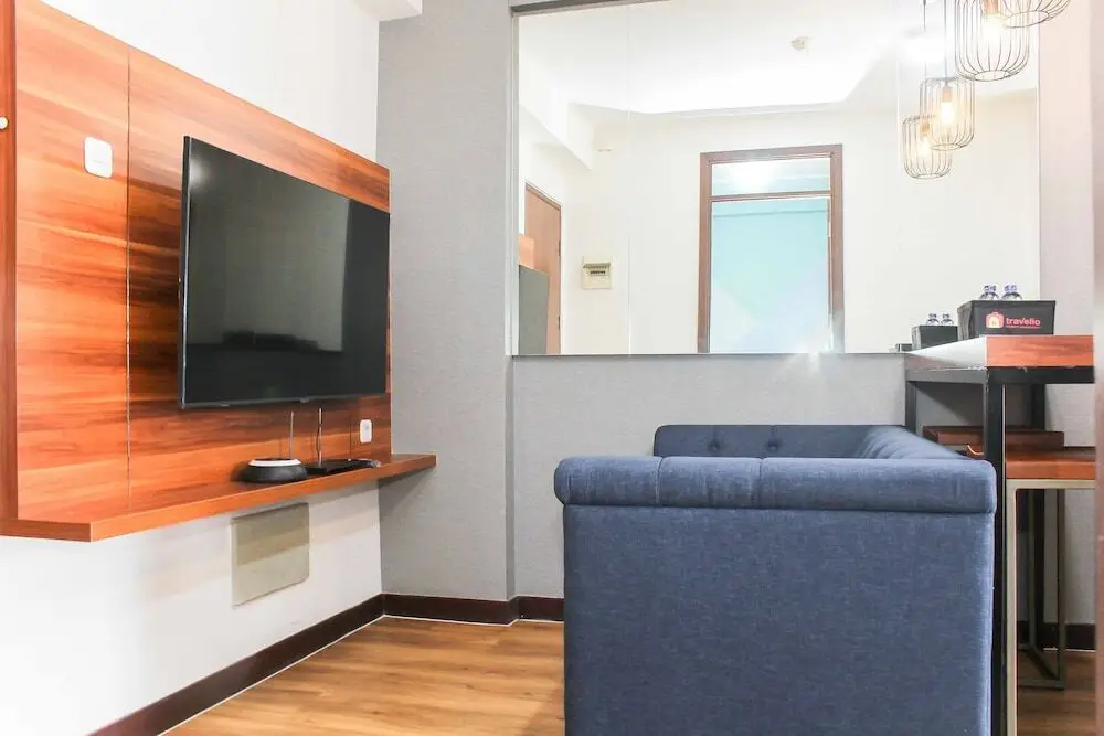 Бекаси: Homey and Simply 2BR at Lagoon Bekasi Town Square Apartment