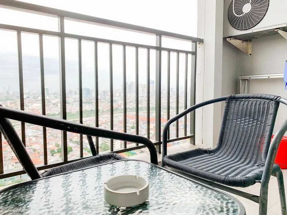 Джакарта: Nice and Private 1BR Apartment at Thamrin Residence