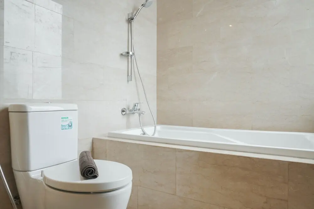 Джакарта: Elegant 2BR for 3 Pax at Menteng Park Apartment