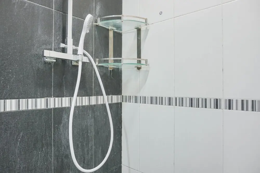Джакарта: Comfort 2BR at City Home MOI Apartment