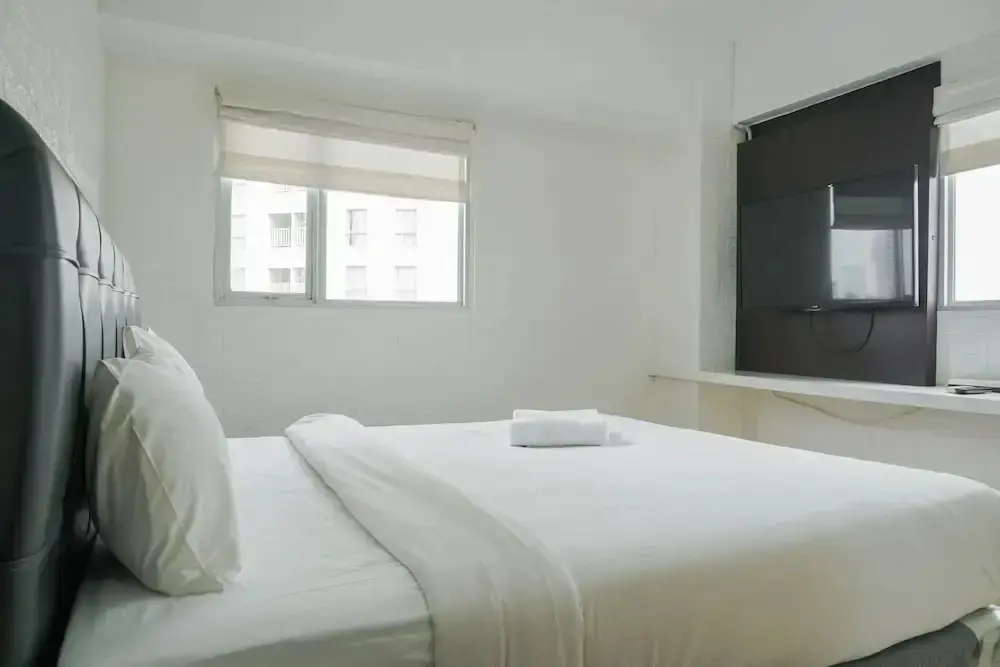 Джакарта: Best Location 2BR at The Wave Kuningan Apartment