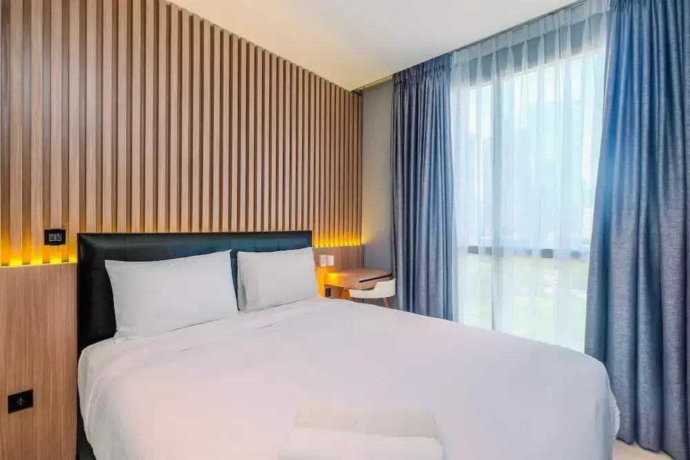 Джакарта: Fabulous 1BR Apartment at The Newton Ciputra World 2