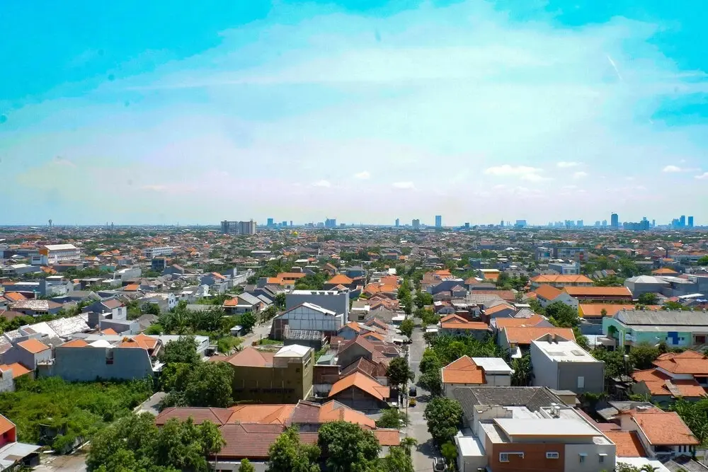 Сурабая: Delightful Modern 2BR Apartment at Puri Mas