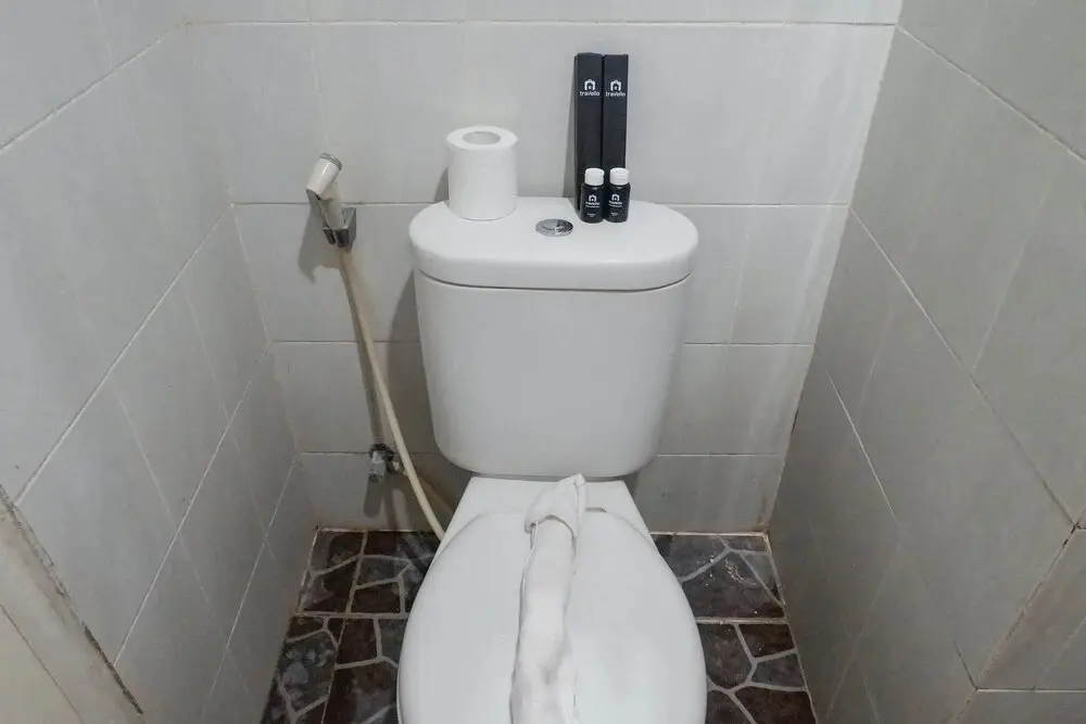 Сурабая: Delightful Modern 2BR Apartment at Puri Mas