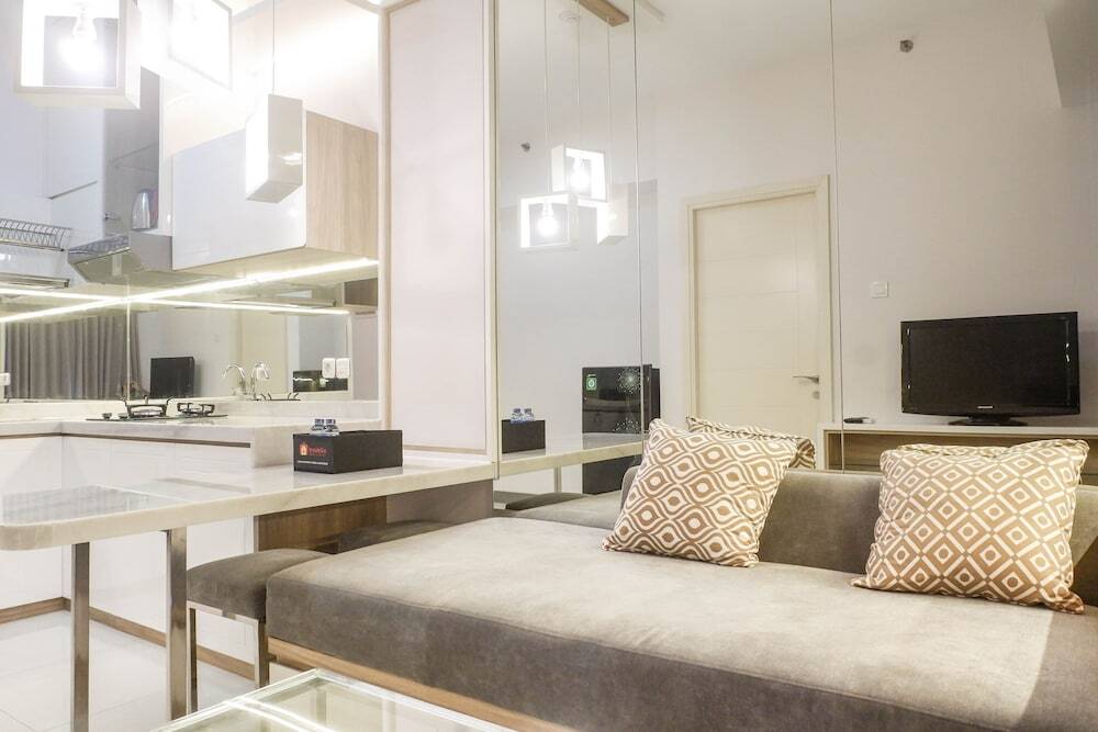 Сурабая: Best Value 1BR Apartment Connected to Mall at Anderson Supermall Mansion