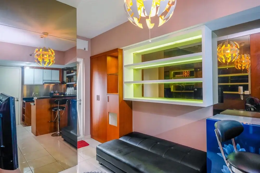 Бекаси: Modern 2BR Apartment for 4 Pax at Springlake Summarecon