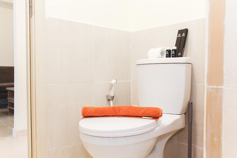 Сибату: Spacious and Well Appointed 2BR at Meikarta Apartment