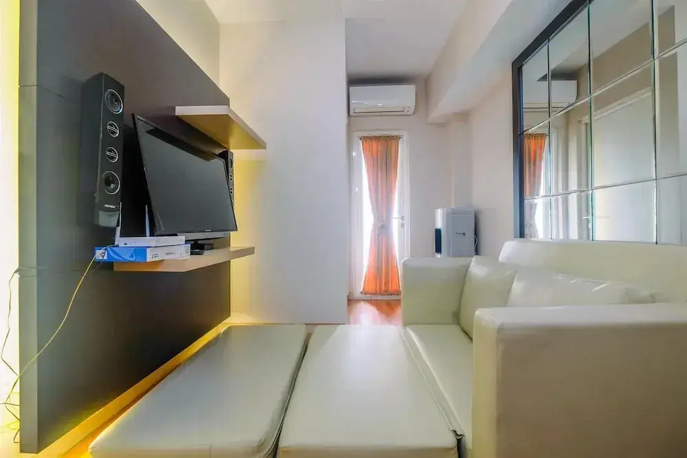 Бекаси: Full Parquet @ 2BR Springlake Bekasi Apartment
