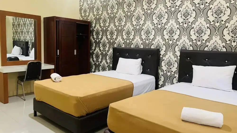 Суменеп: Asmi Hotel