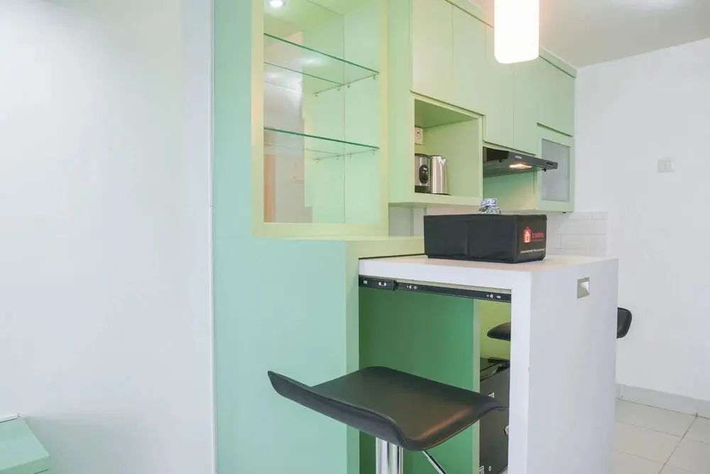 Джакарта: Cozy Studio at Amethyst Apartment