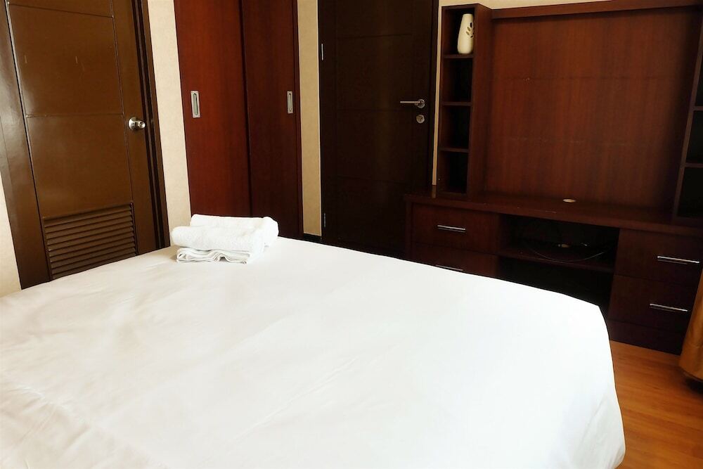 Джакарта: 2BR Prestige Dharmawangsa Essence Apartment Suites