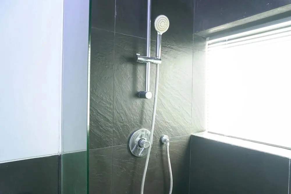 Джакарта: Modern 2BR Apartment at 1 Park Residence with Maid Room