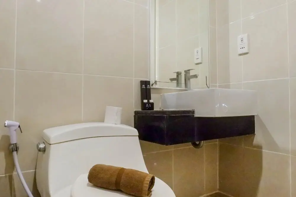 Сурабая: Best View & Spacious 3BR Apartment at Trillium Residence