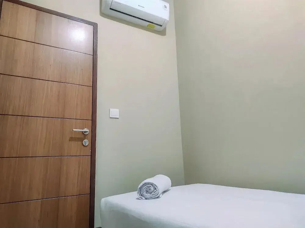 Макассар: Comfy and Tidy 2BR at Vida View Apartment
