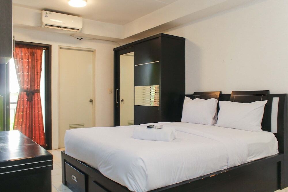 Чикаранг: Homey and Strategic Studio Apartment at Metropark Condominium Jababeka