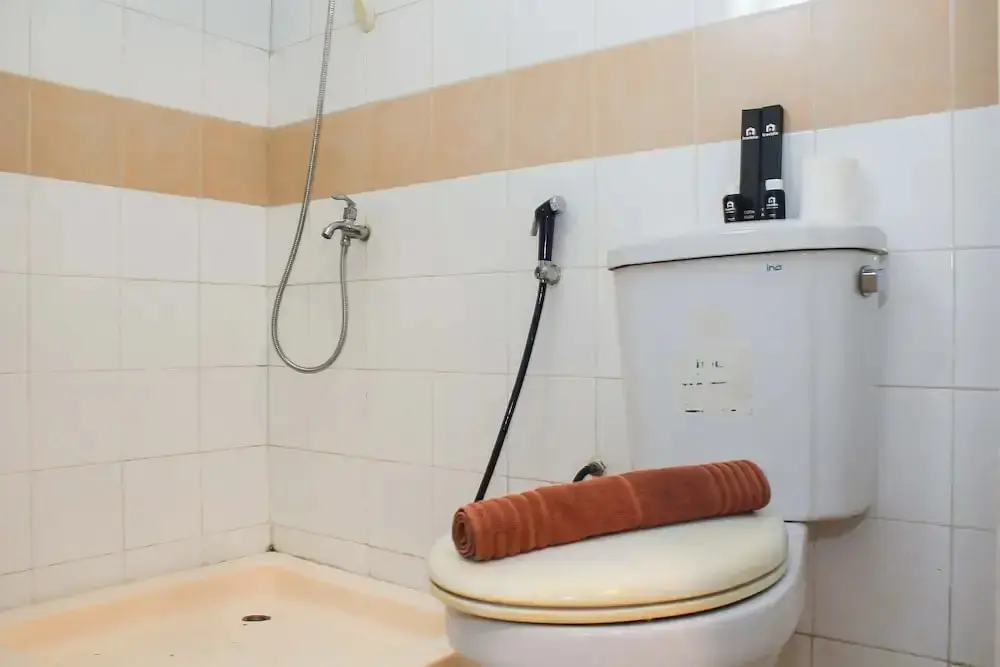 Чикаранг: Homey and Strategic Studio Apartment at Metropark Condominium Jababeka