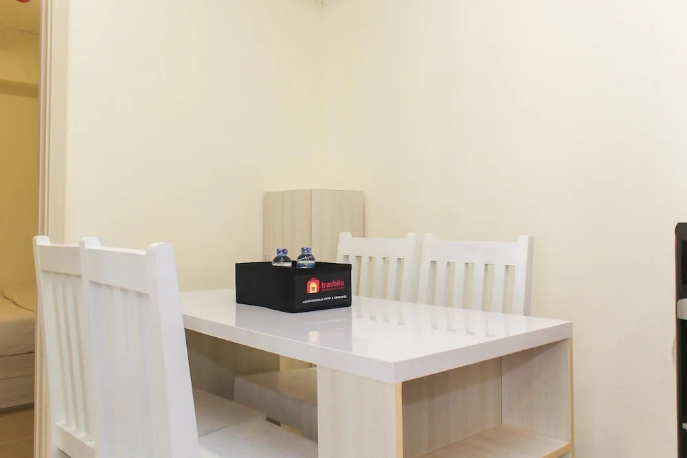 Сибату: Luxury 2BR Apartment at Meikarta