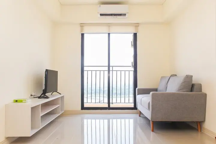 Сибату: Nice and Comfy 3BR at Meikarta Apartment