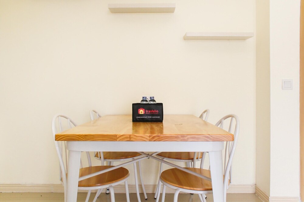 Сибату: Nice and Comfy 3BR at Meikarta Apartment