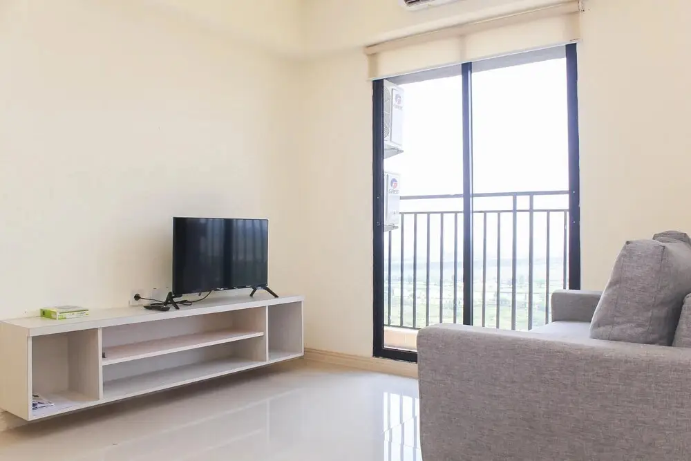 Сибату: Nice and Comfy 3BR at Meikarta Apartment
