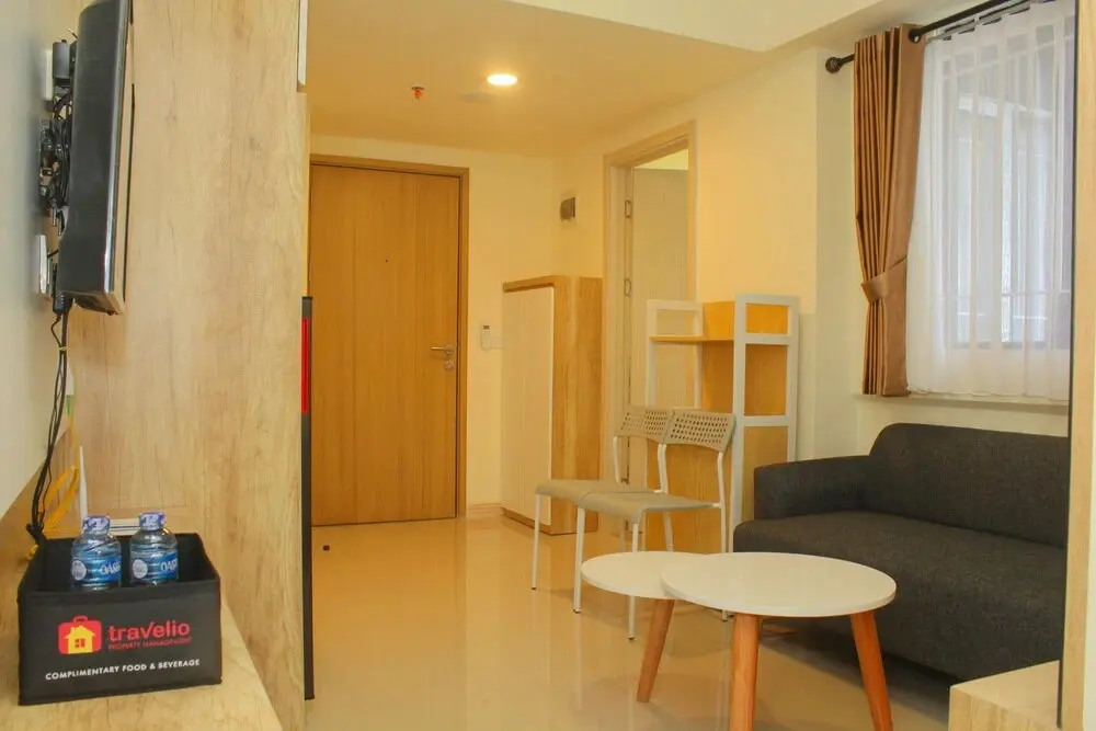 Сибату: Cozy and Relax 2BR at Meikarta Apartment