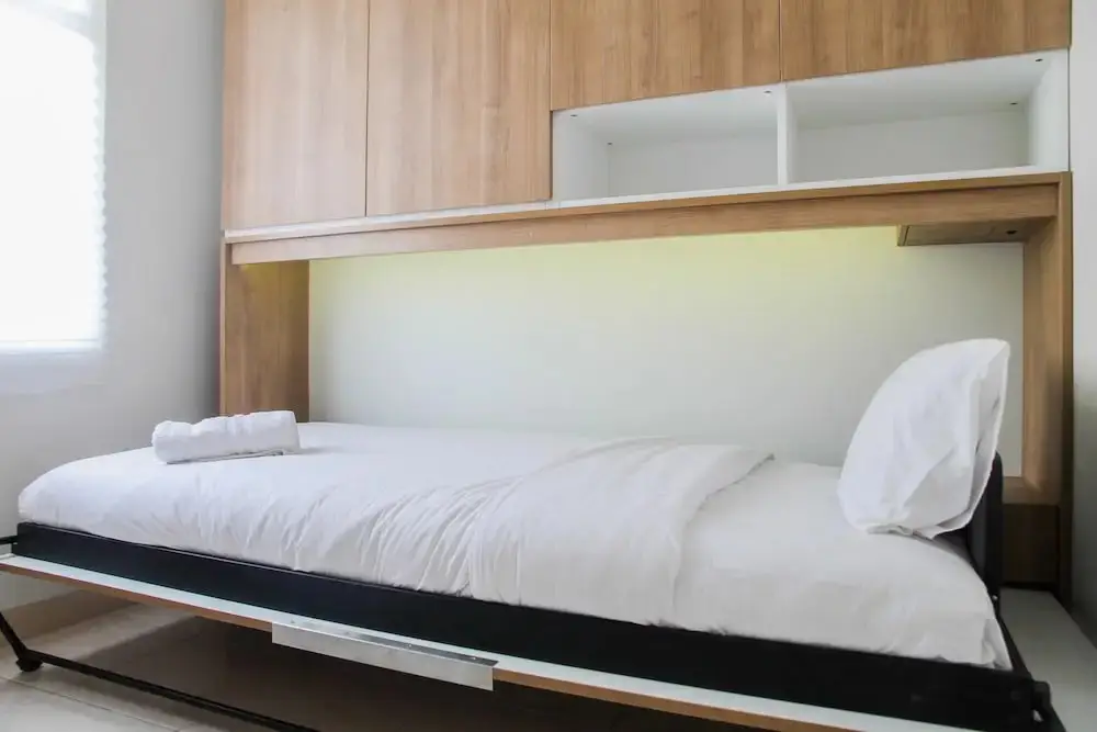 Бекаси: 2BR with Sofa Bed at Springlake Summarecon Apartment