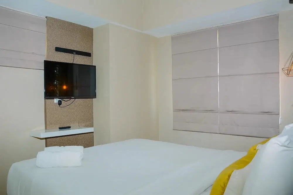 Бекаси: Comfy and Luxury 3BR Springlake Apartment