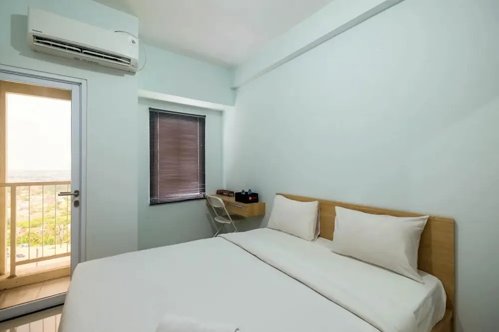Comfy and Nice Studio Apartment at Tamansari Mahogany — фото 1