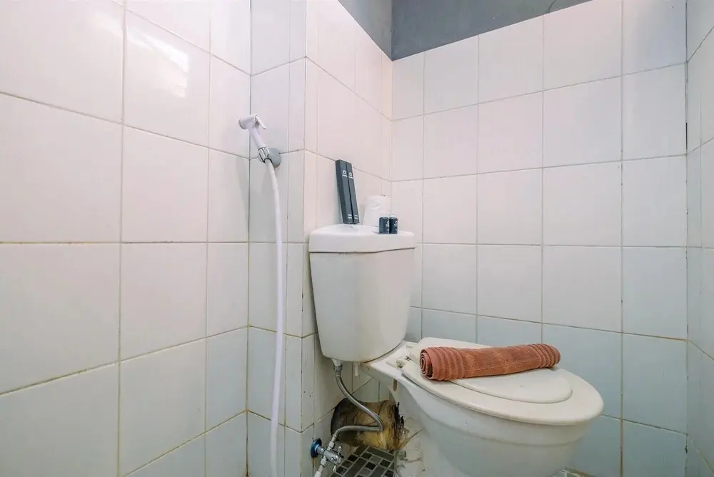 Джакарта: Homey and Compact 2BR Cibubur Village Apartment