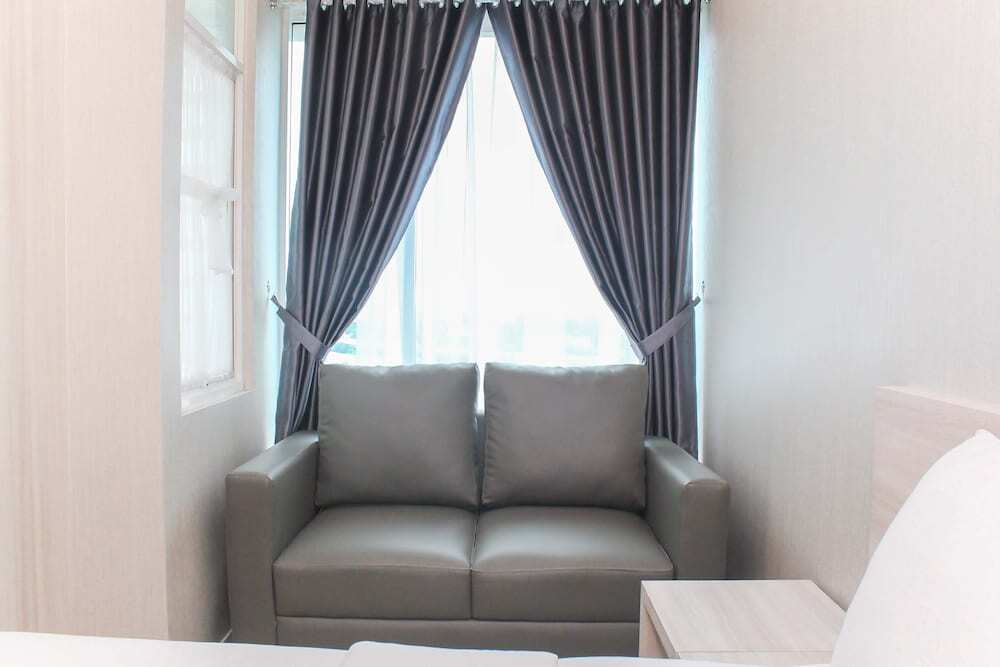 Бекаси: Stunning Grand Kamala Lagoon Studio Apartment