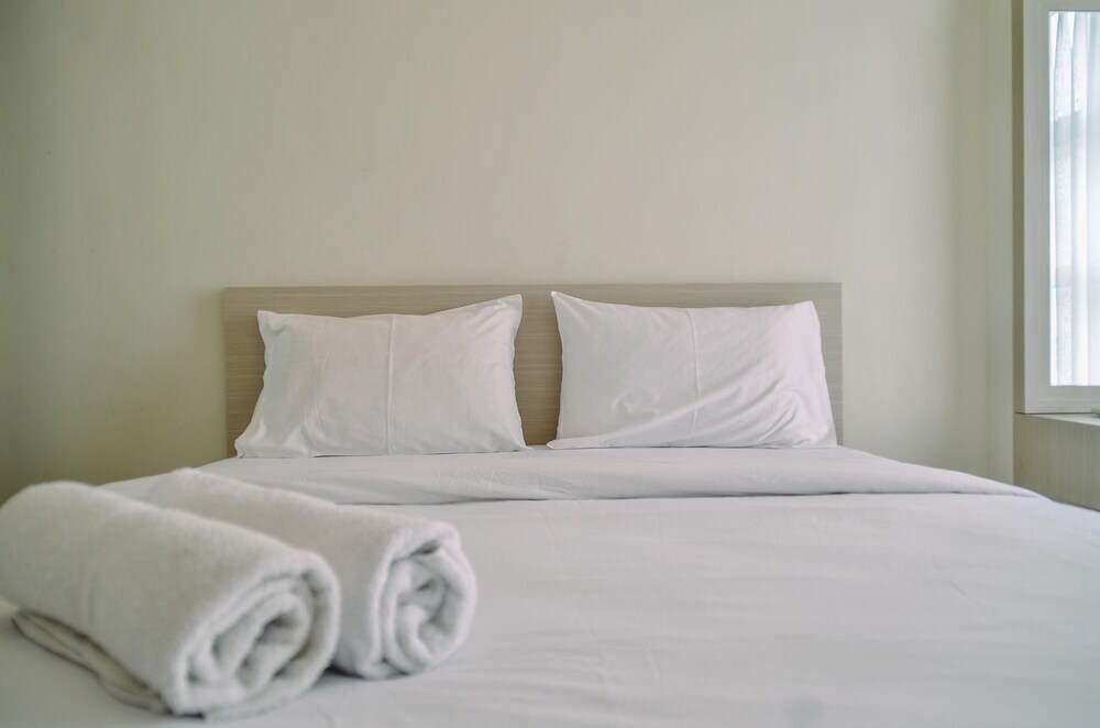 Legok: Comfortable 1BR at Saveria BSD City Apartment