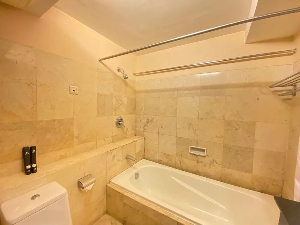 Бандунг: Prime & Cozy 3BR at Braga City Walk Apartment