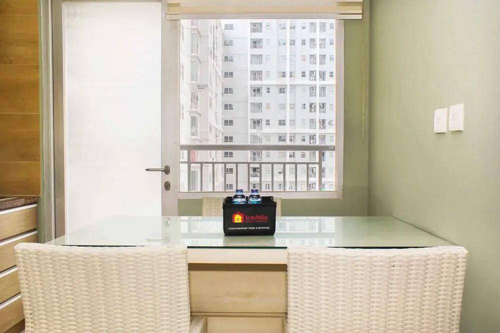 Джакарта: Comfy and Spacious 2BR at Seasons City Apartment