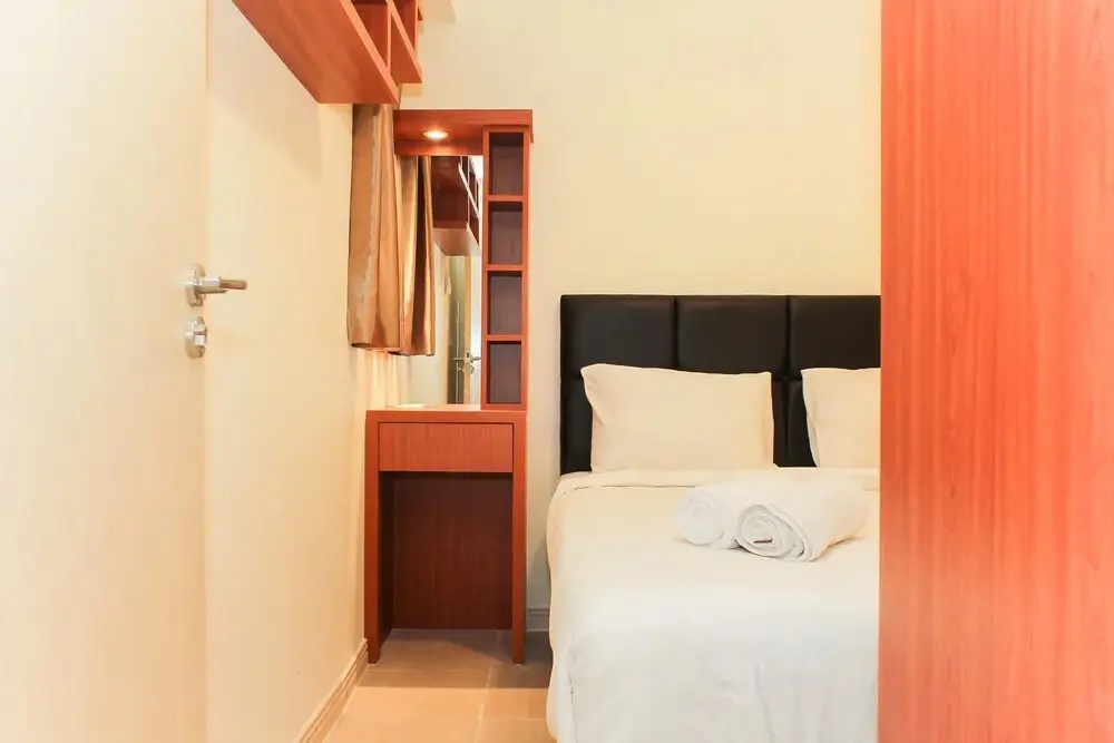 Сибату: Nice and Comfort 2BR at Meikarta Apartment