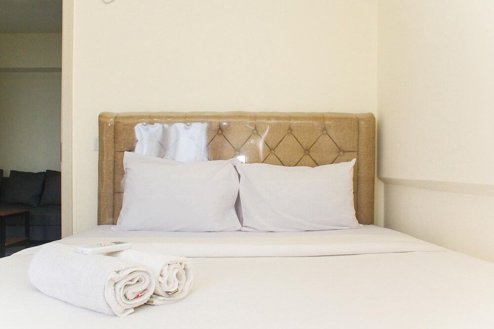 Сибату: Comfortable and Homey 3BR at Meikarta Apartment
