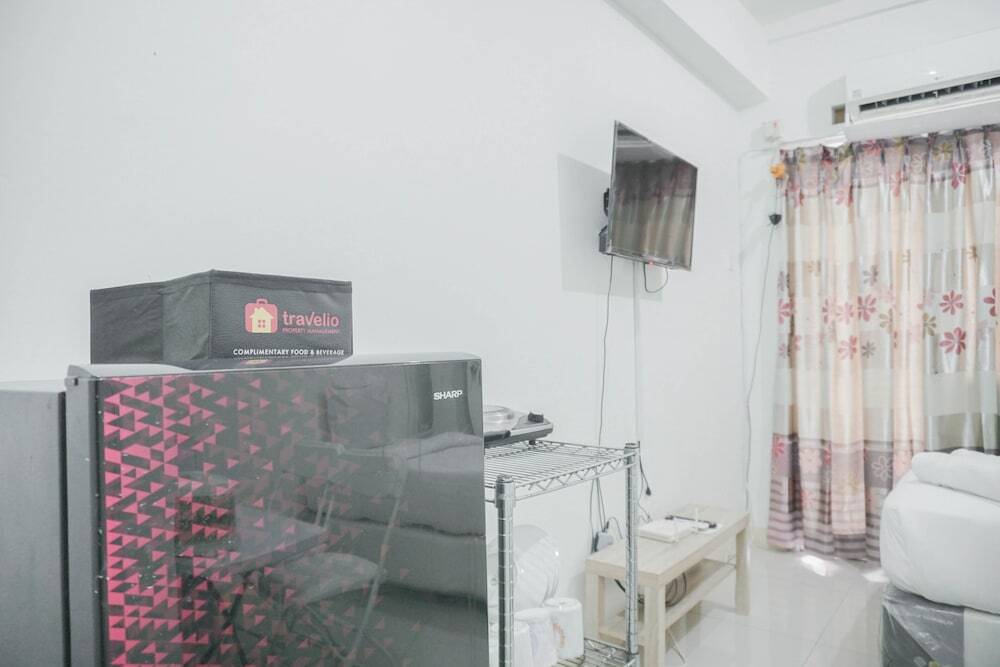 Джакарта: Comfy Studio Apartment for 1 Pax at Green Pramuka City